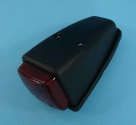 LAMPA NAROŻNA CZERWONY KLOSZ