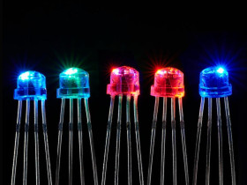 Adafruit NeoPixel Clear 5mm Through-Hole LED - 5 Pack