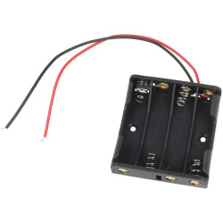 Koszyk na baterie 4 x AAA płaski z przewodem