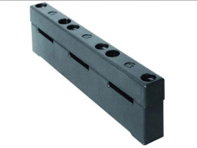 Nośnik szyn zbiorczych o grubości 5–10mm 3P SST-60/3 G1430001