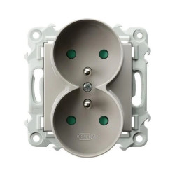 SZAFIR Gniazdo podwójne z uziemieniem z przesłonami torów prądowych, moduł bez ramki kaszmirowy beż GP-2ZRZP/m/83