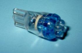 R-10 12V LED NIEBIESKA#Z COKOŁ.PLAS.SUPE