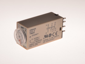 Przekaźnik czasowy H3Y-2 (24V DC) 30sek.
