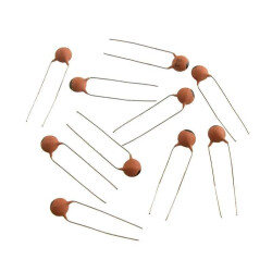 Kondensator ceramiczny 3,3pF 100V, rozstaw 5 mm