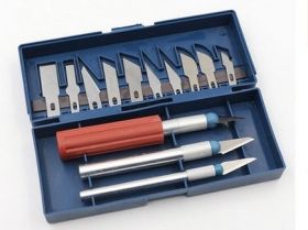 NOZYK SKALPEL+OSTRZA 13 SZT.