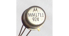 MM1711 silicon NPN transistor - Motorola
