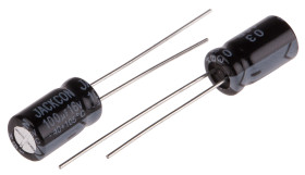 Kondensator 100μF 16V dc Radialny, Otwór przelotowy RS PRO roztaw: 2.5mm 6.3 (Dia.) x 11mm