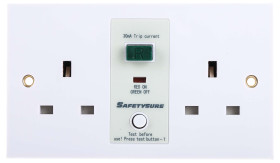 Gniazdo z wyłącznikiem różnicowoprądowym, 13A, l. ścieżek: 2, Pasywny, 30mA, Montaż wpuszczany, 230 V AC 2