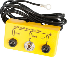 Grounding box, L shape, push button Ø 10.3 mm, 2 m, 1 x push button + 2 x 4 mm banana connectors, C-211 7706