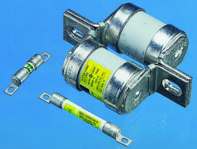 Bezpiecznik standardowy brytyjski 25A 660V FF 61.8 mm Eaton