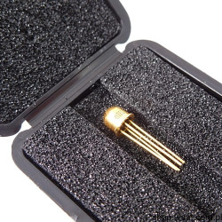 3C91C Coupled Isolator 935nm TO72-4 MITEL