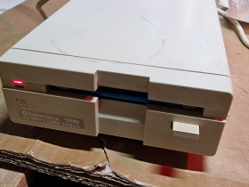 Commodore 1581 disk drive