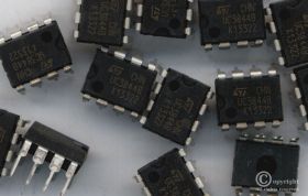 UC3844BN DIL8 UKŁAD SCALONY