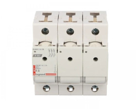 Rozłącznik bezpiecznikowy 3P 4A D01 R303 606701