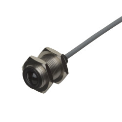 Czujniki fotoelektryczne Wiązka przewlekana Cylindryczne Carlo Gavazzi Wyjście przekaźnika zakres 15 m