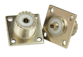 GNIAZDO UHF DO OBUD.PROSTOK.