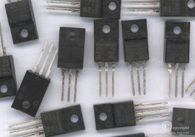 STP6NK90ZFP P6NK90ZFP N 6A 900V TO-220F TRANZYSTOR