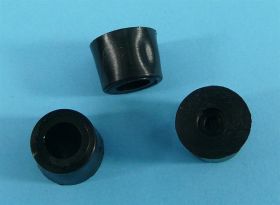 NÓŻKA Z TWORZYWA 16x19mm h=14mm