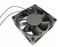 DP200B7025HBL Wentylator kulkowy 230V, 57 m3/h, 70x70x25mm