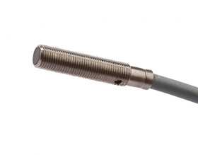 Czujnik indukcyjny M5x0,5 dł: 25 mm zabudowany Sn: 1,5 mm 10-30VDC PNP NO złącze kablowe M8 0,2m IP67 IB05A232
