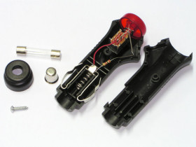 Wtyk zapalniczki samochodowej z wyłącznikiem