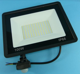 HALOPAK 230V PIR 100W LED WC 195x240x33m