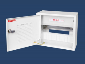 Rozdzielnica natynkowa 12 modułowa 1x12M drzwi metal plombowana IP30 RN-12-PZ KARWASZ