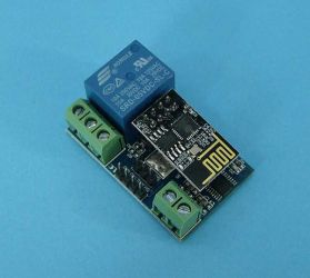 MODUŁ Wi-Fi ESP-8266 5V Z PRZEK.PROG.