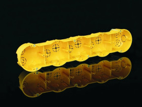 Puszka montażowa p/t 354x70x45 żółta KP 64/5L