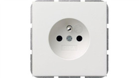 Gira F100 Gniazdo Z Bolcem I Przesłonami Torów Prądowych Biały Połysk