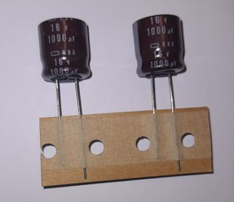 1000UF 16V 105' 12.5X13mm NIPPON CHEMI- CON RG16VB1000M cena netto