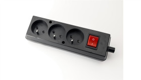 Gniazdo Przenośne Trzykrotne 16A 2P+Z 250V Z Wyłącznikiem Czarne Gn-370Ws
