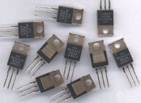 BUK454/800 N 2,4/2,6A 800V 75W TO-220 TRANZYSTOR