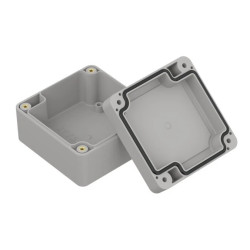 ZP75.75.45SJp-IP67 TM ABS-PC - Obudowa hermetyczna ZP75.75.45 jasny dół - bezbarwna góra z uszczelką zalewaną i tulejkami mosięż