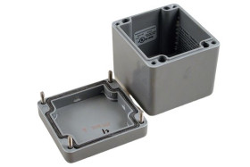 Obudowa Poliester wzmacniany włóknem szklanym szerokość zew. 75 mm długość zew. 81 mm wys. zew. 75 mm Hammond