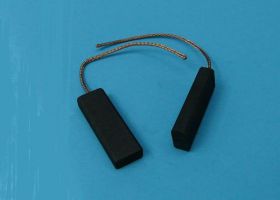 E17.21 SZCZOTKA 6,3x11,0x32,0 KPL=2szt