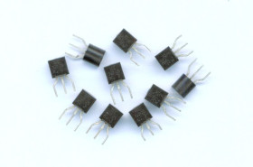 BC327-25 0,8A 50V SIEMENS TRANZYSTOR (BARDZO KRÓTKIE NOGI) (10 SZTUK) (BC327-25-SIEM-BKRN)