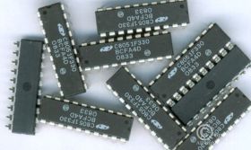 C8051 F330 BCFA4D dil20 UKŁAD SCALONY