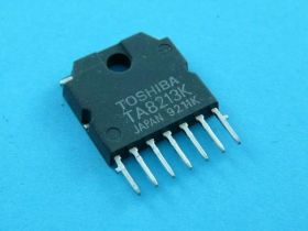 TA-8213K UKŁAD