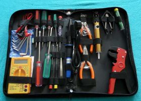 ZD-907 ZESTAW NARZĘDZI (MIERNIK,WKRĘTAKI