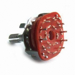 PRZELACZNIK OBROTOWY PCB 6POZ. 2OBW.