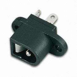 Gniazdo zasilające plastikowe na panel DC 2,1/5,5