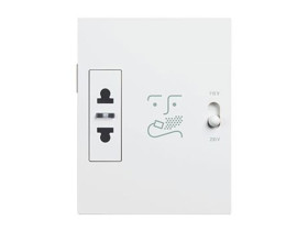 LIVING NOW Gniazdo golarkowe - 3 moduły - białe KW4177 LEGRAND