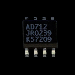 Układ scalony AD712JR SO8 – precyzyjny wzmacniacz operacyjny od Analog Devices.