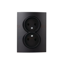 LOGI Gniazdo podwójne 2x2P kompletne z przesłoną styków Czarny mat 33608
