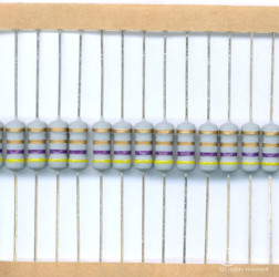 REZYSTOR 2W 4,7 ohm (50 SZTUK)