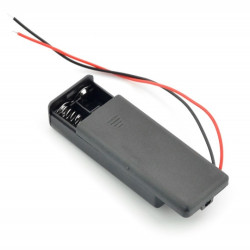 Koszyk na 2 baterie typu AAA (R3) z pokrywą i włącznikiem