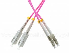 Patchcord SC/UPC-LC/UPC, MM, 50/125, dupleks, włókno OM4, 5 m