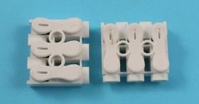 KOSTKA SAMOZAC.3-PIN 6A/250V BIAŁA