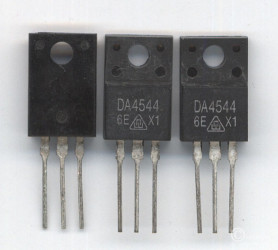 DA4544 NPN 0,1A 300V TO-220 TRANZYSTOR